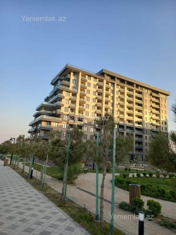 Satılır 3 otaqlı yeni tikili 115 m²