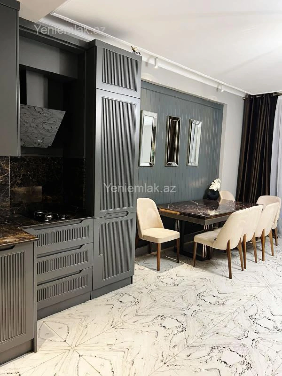 Satılır 3 otaqlı yeni tikili 115 m²