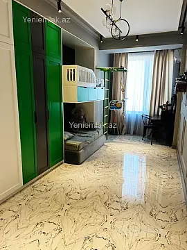Satılır 3 otaqlı yeni tikili 115 m²
