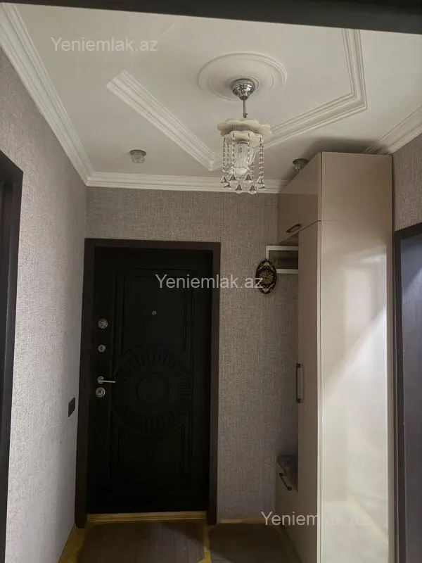 Satılır 3 otaqlı köhnə tikili 70 m²