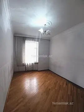 Satılır 3 otaqlı köhnə tikili 80 m²