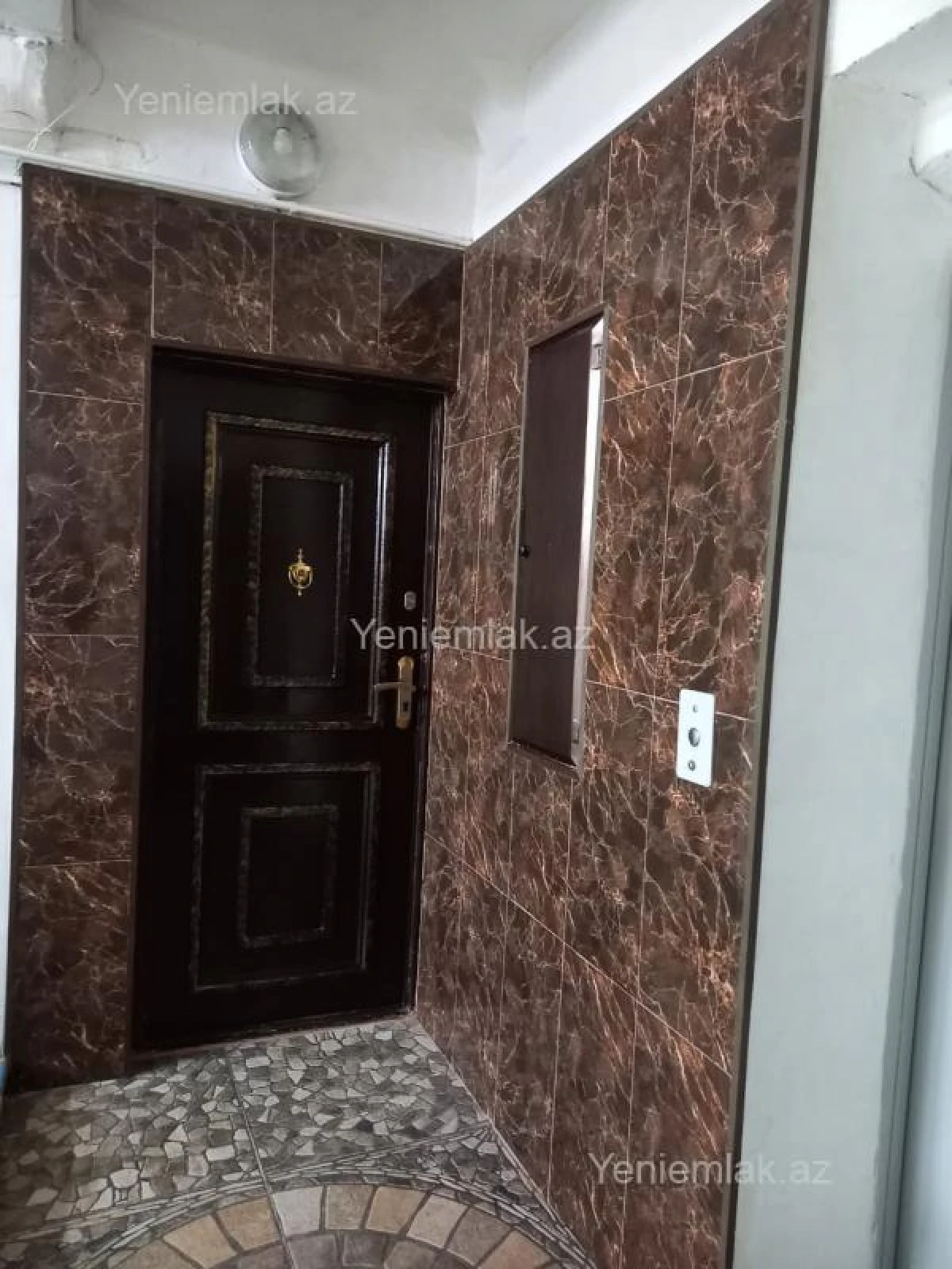 Satılır 3 otaqlı köhnə tikili 78 m²