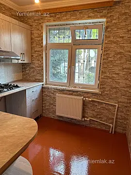 Satılır 1 otaqlı köhnə tikili 32 m² — Sumqayıt, 5-ci mikrorayon 1 otaq 32.00 m²