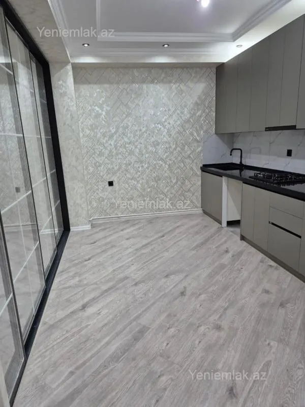 Satılır 3 otaqlı yeni tikili 128 m²