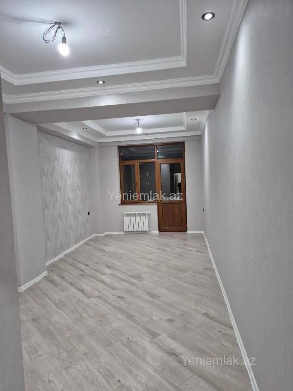 Satılır 3 otaqlı yeni tikili 128 m²
