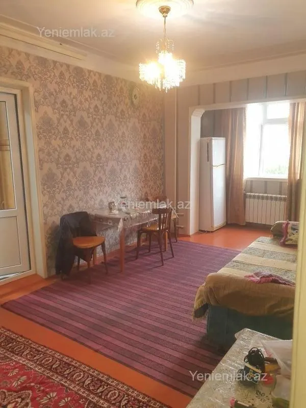 Satılır 1 otaqlı köhnə tikili 48 m²