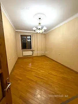 Satılır 4 otaqlı yeni tikili 185 m²
