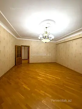 Satılır 4 otaqlı yeni tikili 185 m²