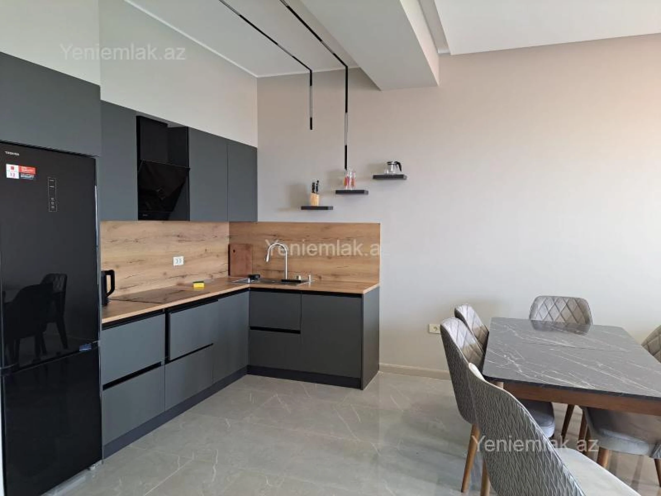 Satılır 2 otaqlı yeni tikili 100 m²