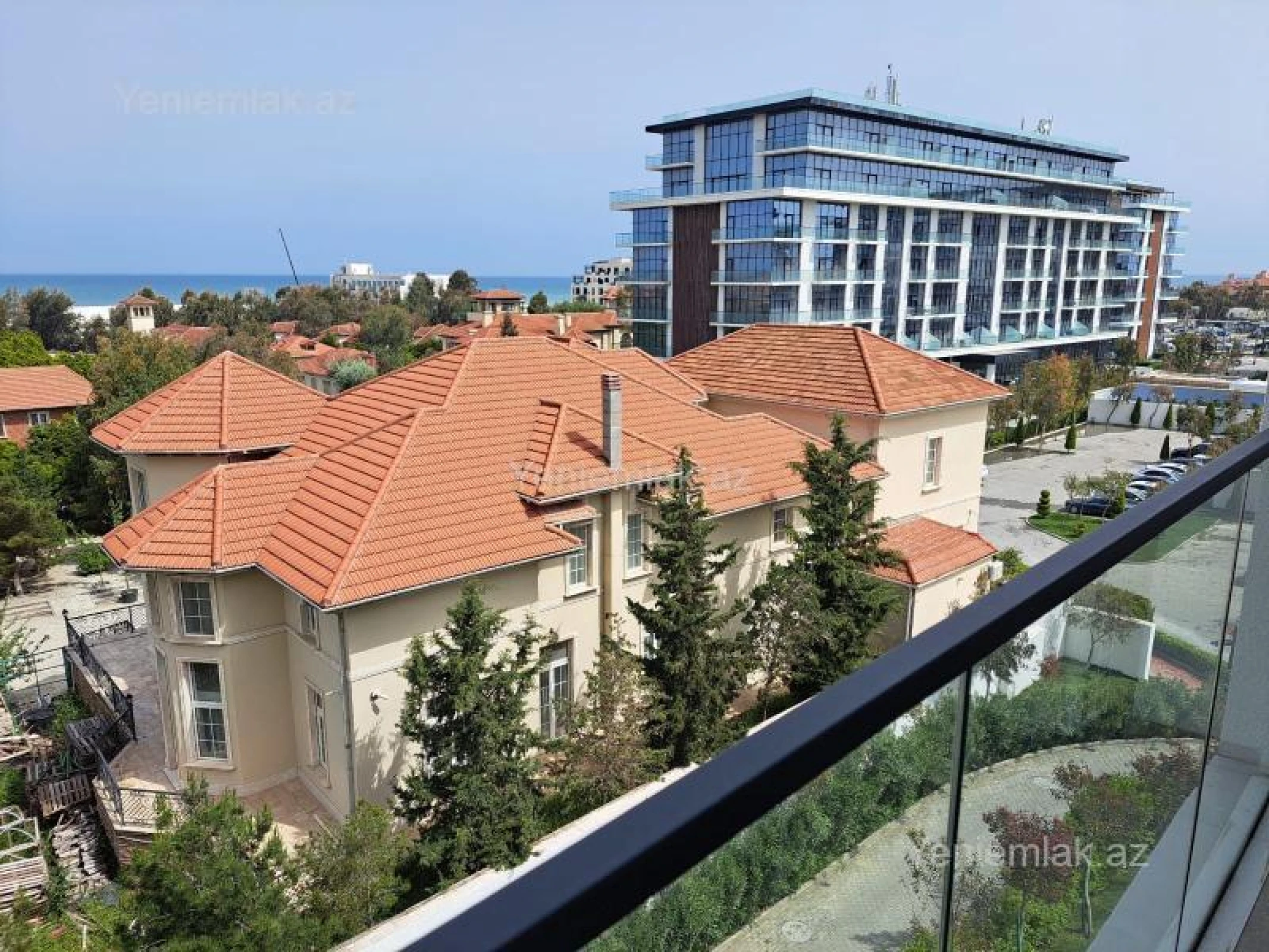 Satılır 2 otaqlı yeni tikili 100 m²