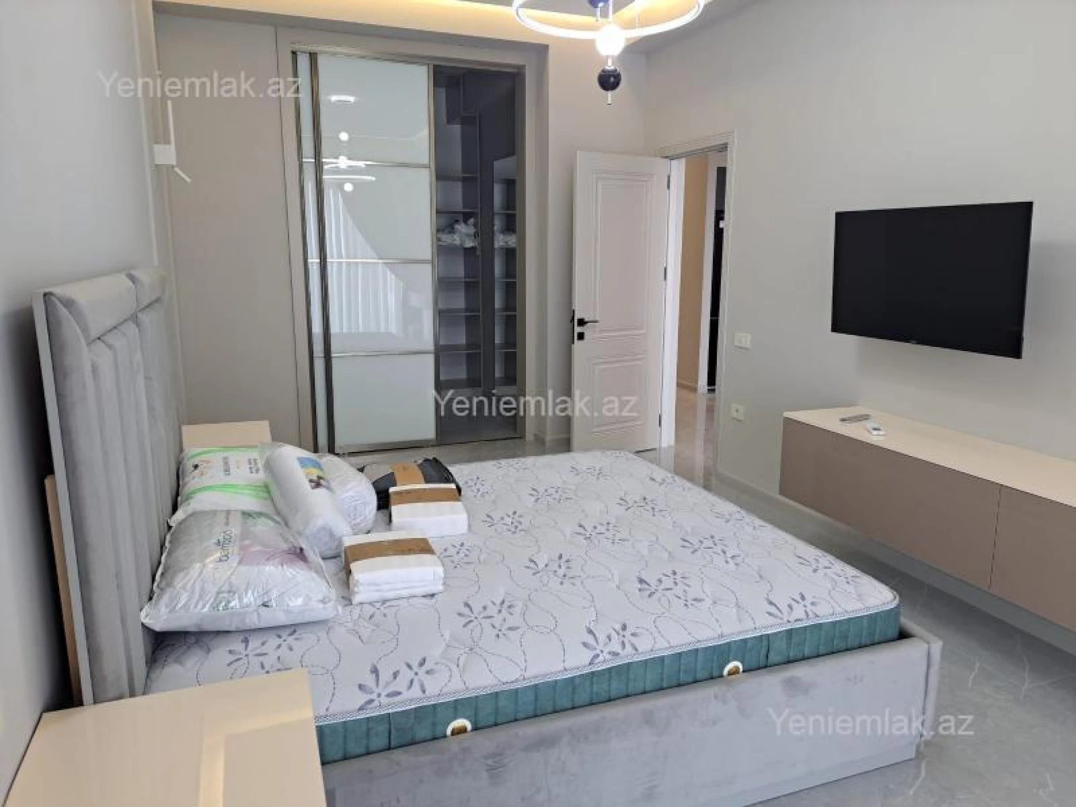 Satılır 2 otaqlı yeni tikili 100 m²