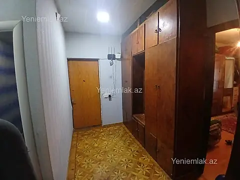 Satılır 3 otaqlı köhnə tikili 80 m²