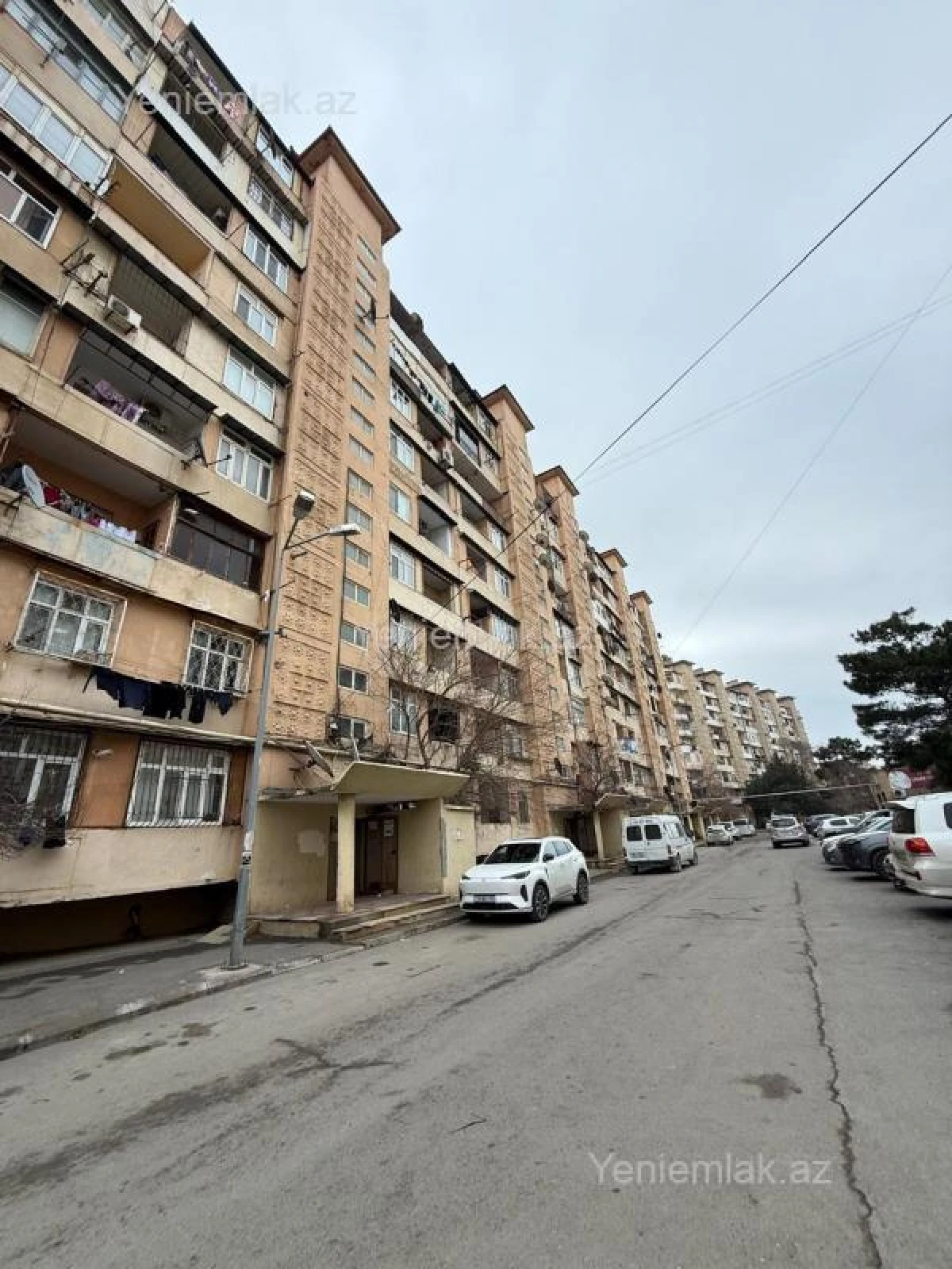 Satılır 2 otaqlı köhnə tikili 60 m²