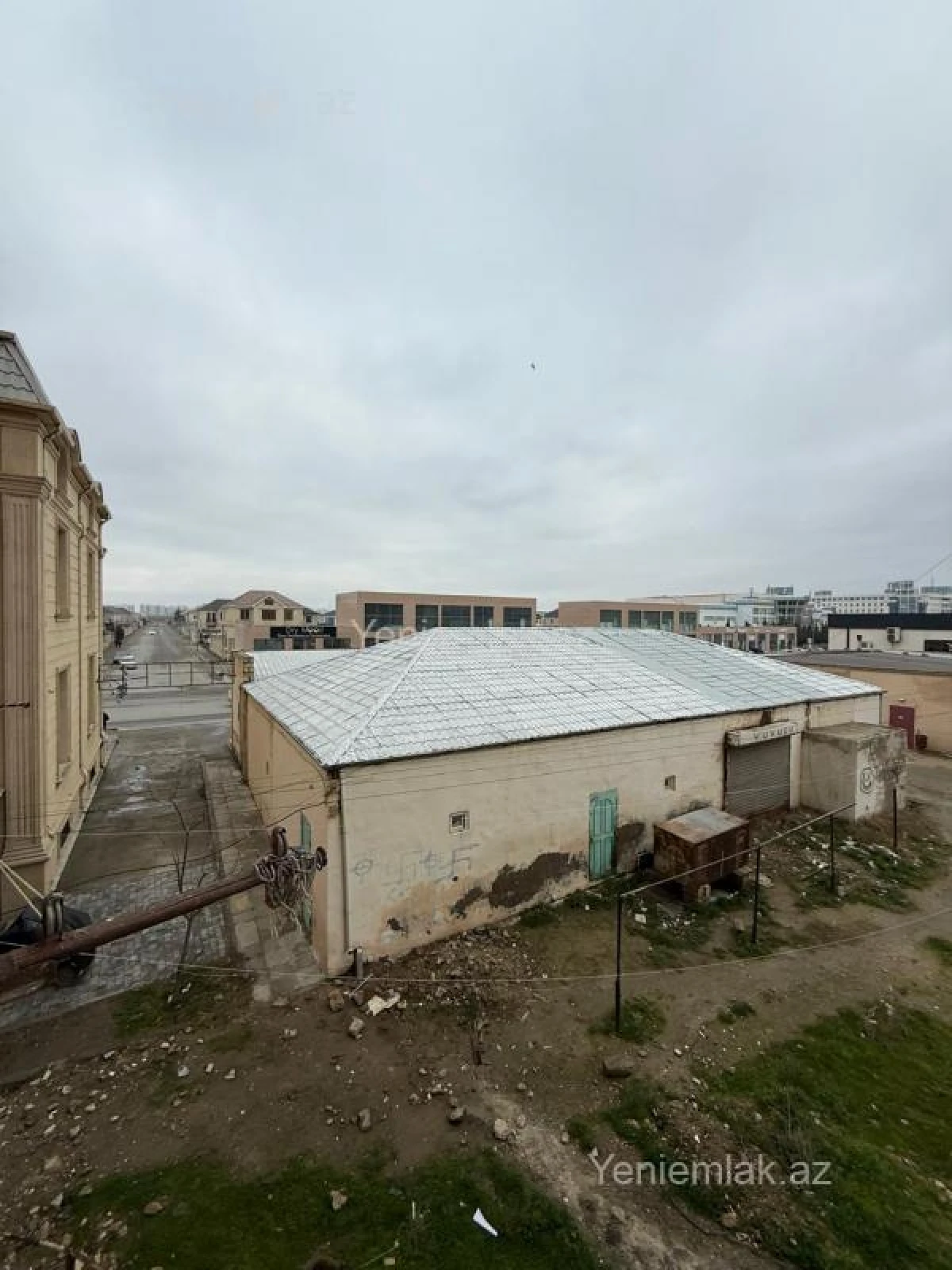 Satılır 2 otaqlı köhnə tikili 60 m²