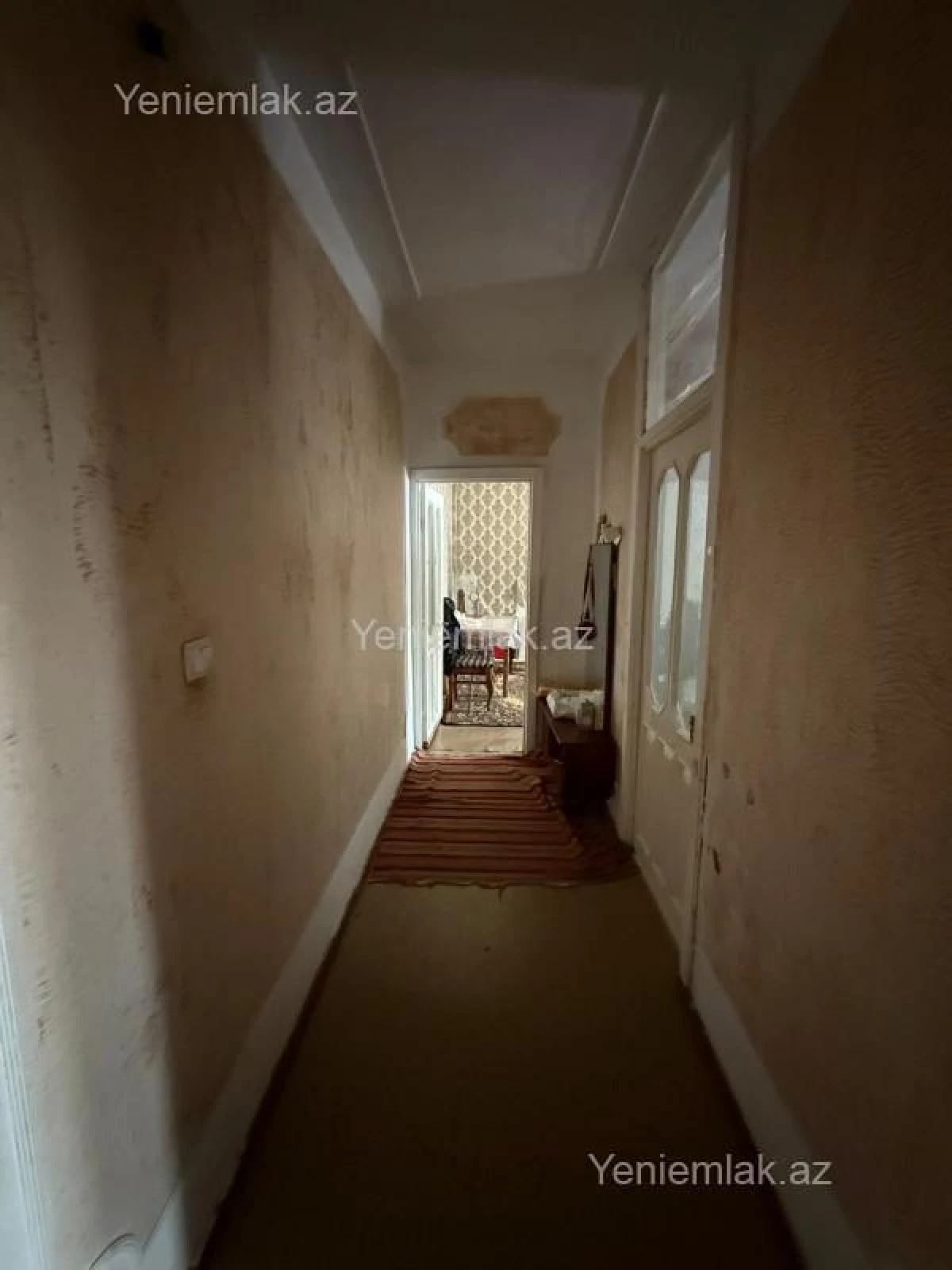 Satılır 2 otaqlı köhnə tikili 60 m²