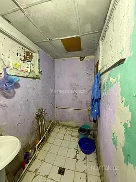 Satılır 2 otaqlı köhnə tikili 60 m²