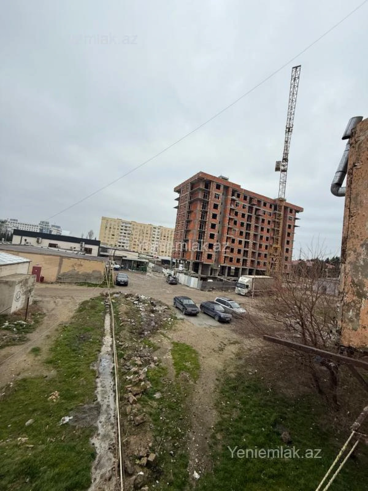 Satılır 2 otaqlı köhnə tikili 60 m²