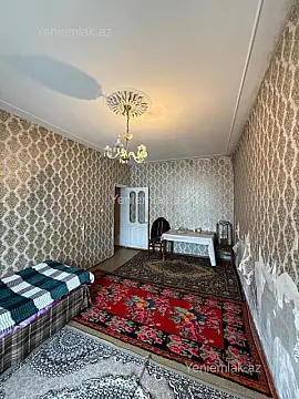 Satılır 2 otaqlı köhnə tikili 60 m²