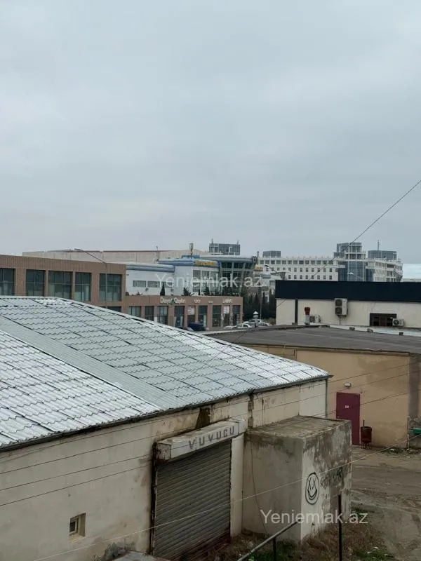 Satılır 2 otaqlı köhnə tikili 60 m²