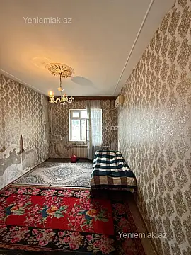 Satılır 2 otaqlı köhnə tikili 60 m²