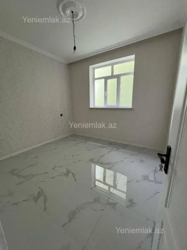 Satılır 2 otaqlı yeni tikili 50 m²