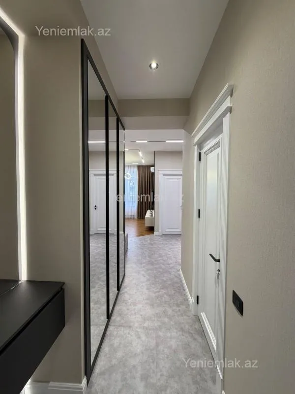 Satılır 2 otaqlı yeni tikili 55 m²