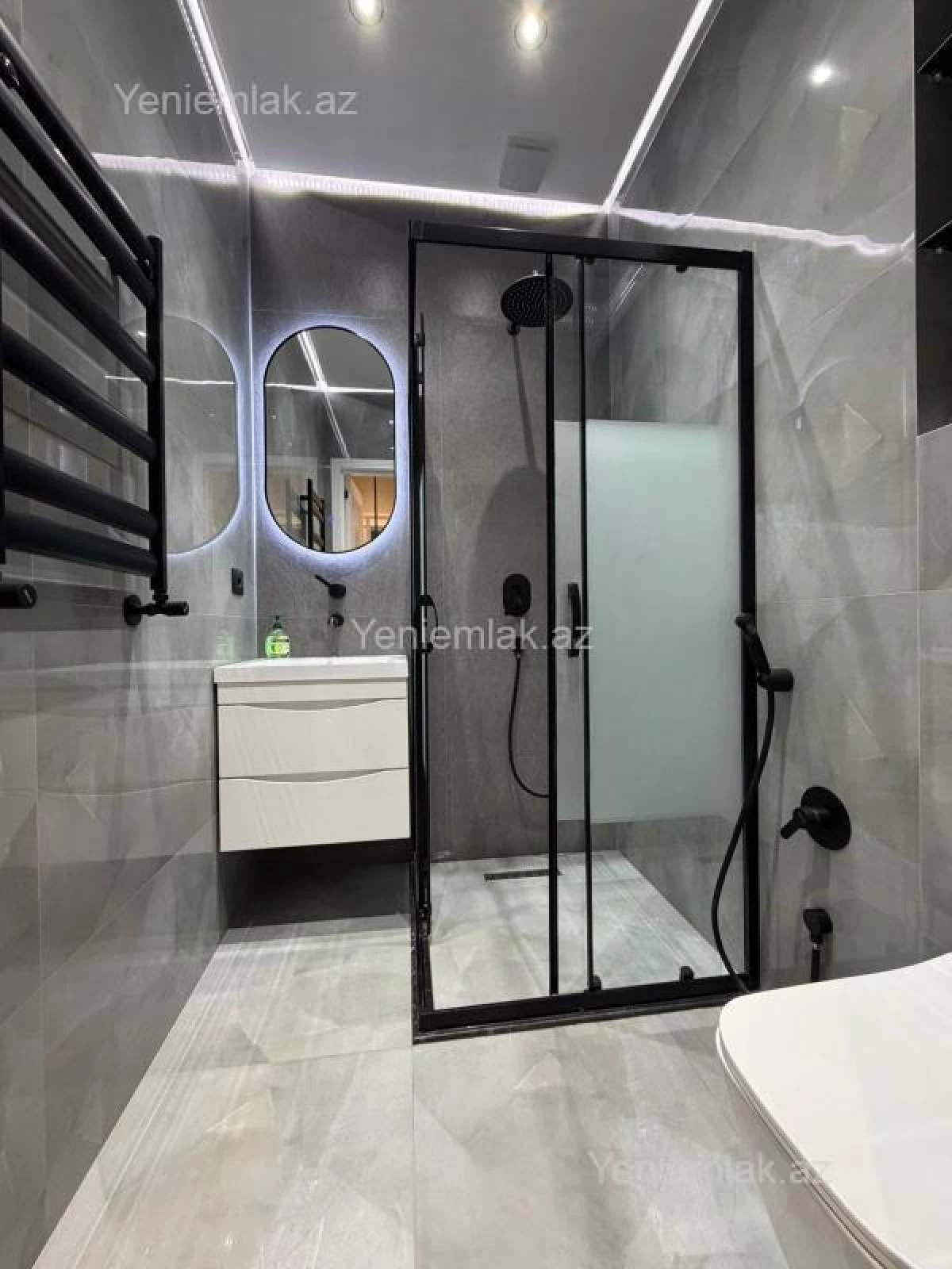 Satılır 2 otaqlı yeni tikili 55 m²