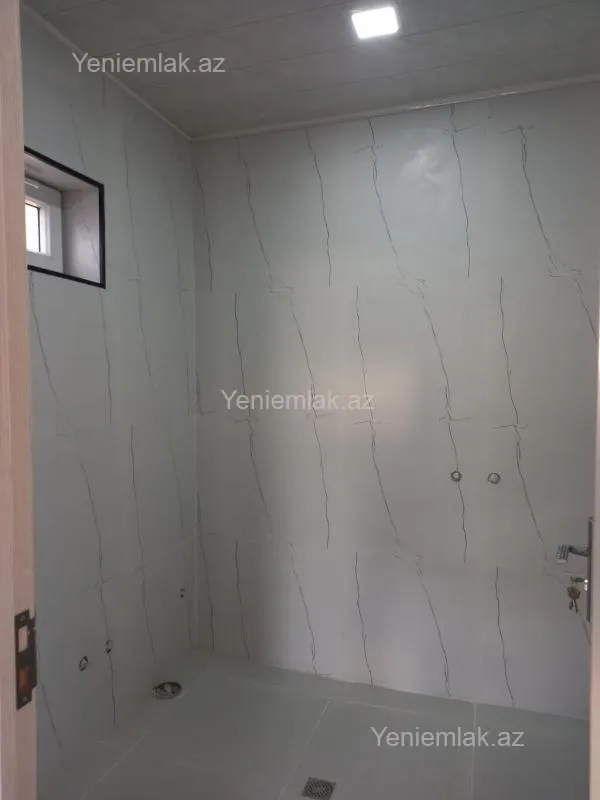 Satılır 2 otaqlı yeni tikili 50 m²