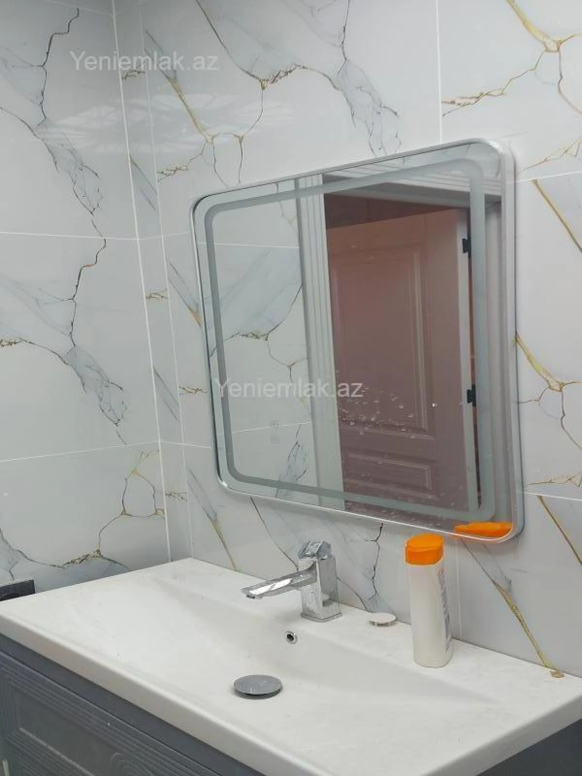 Satılır 4 otaqlı yeni tikili 130 m²