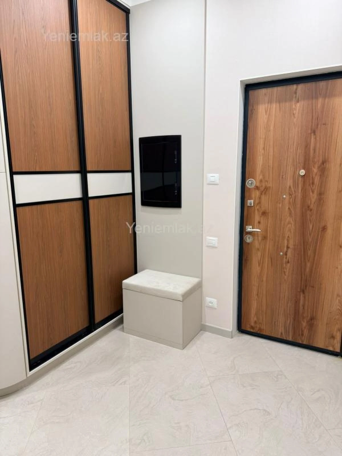 Satılır 3 otaqlı yeni tikili 127 m²