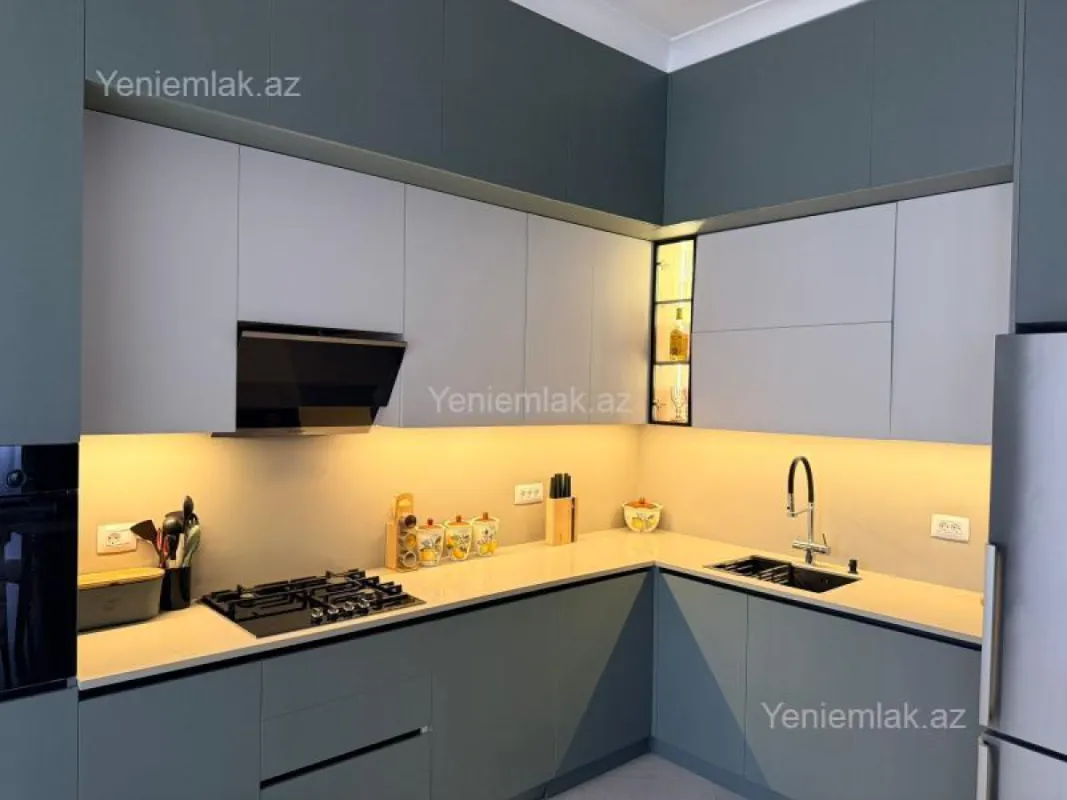 Satılır 3 otaqlı yeni tikili 127 m²