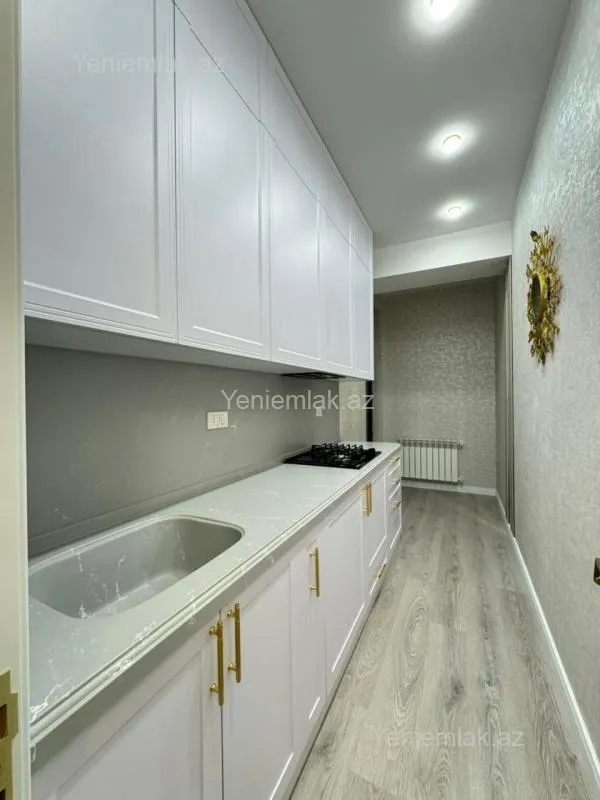 Satılır 2 otaqlı yeni tikili 68 m²