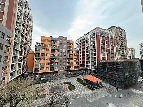 Satılır 2 otaqlı yeni tikili 68 m²
