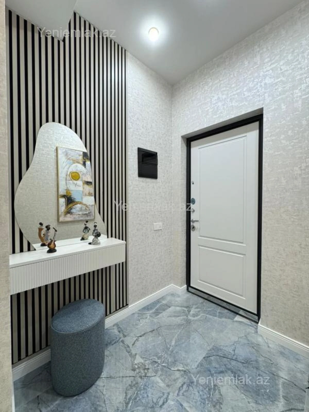 Satılır 2 otaqlı yeni tikili 68 m²