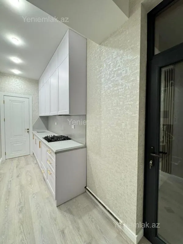 Satılır 2 otaqlı yeni tikili 68 m²