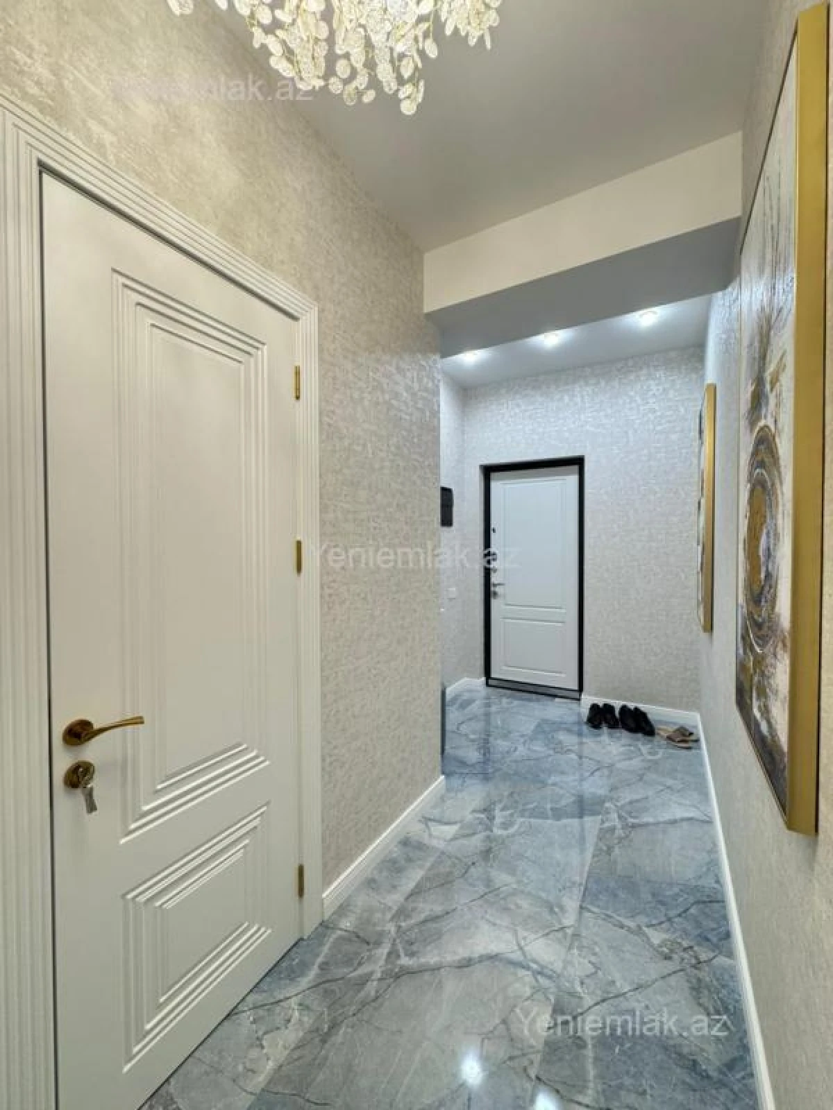 Satılır 2 otaqlı yeni tikili 68 m²