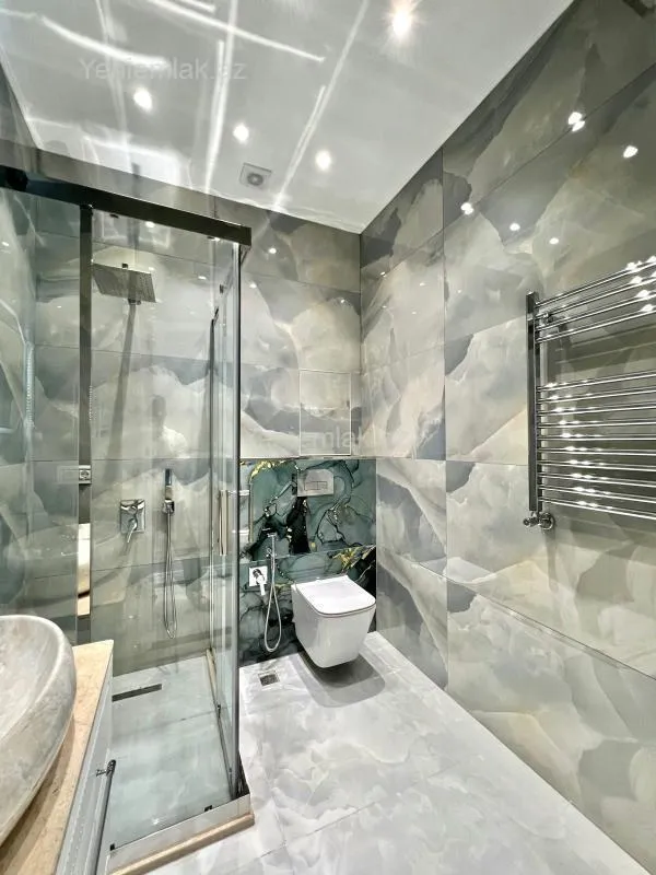 Satılır 3 otaqlı yeni tikili 108 m²