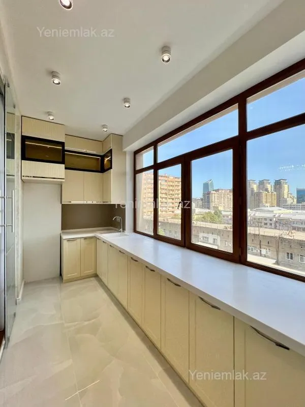 Satılır 3 otaqlı yeni tikili 108 m²