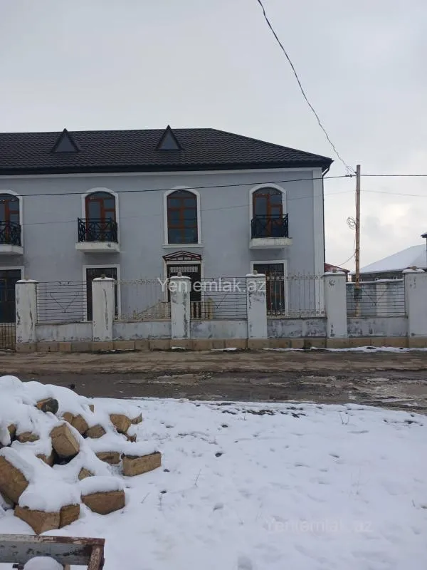 Satılır 16 otaqlı obyekt 500 m²