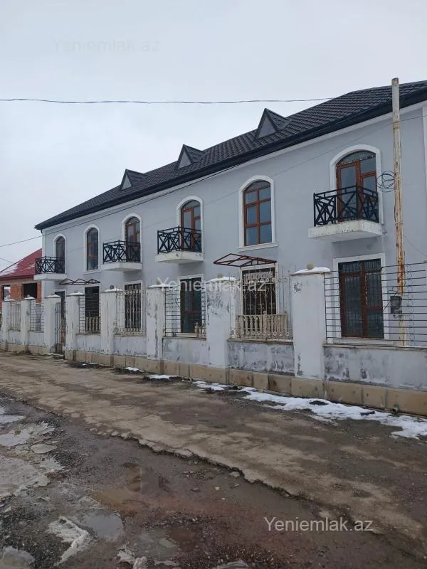 Satılır 16 otaqlı obyekt 500 m²