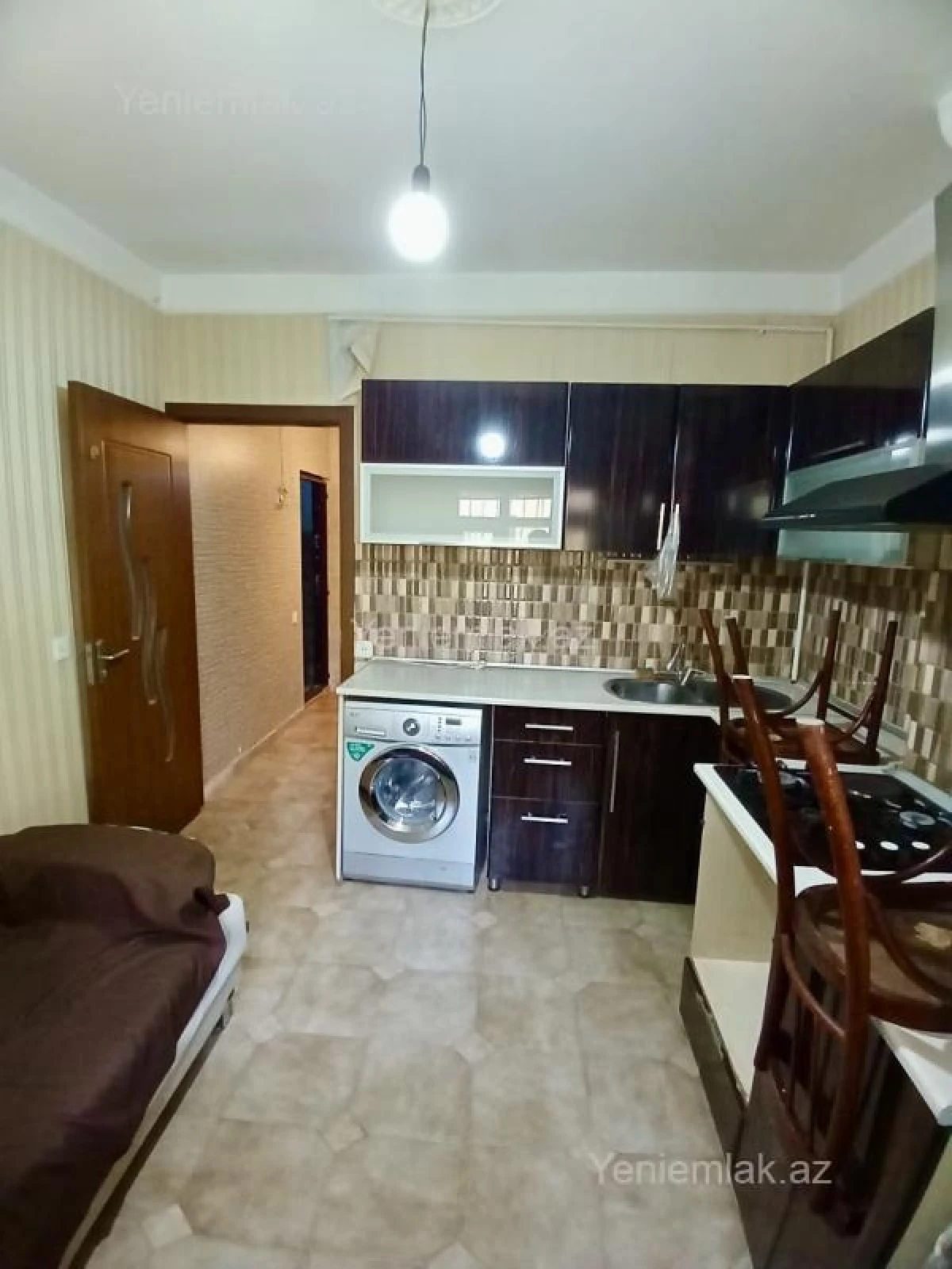 Satılır 1 otaqlı köhnə tikili 45 m²