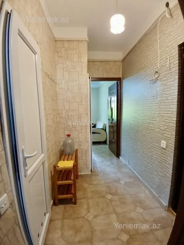 Satılır 1 otaqlı köhnə tikili 45 m²