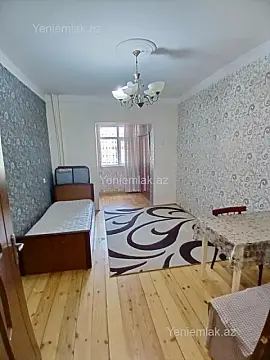 Satılır 1 otaqlı köhnə tikili 45 m²