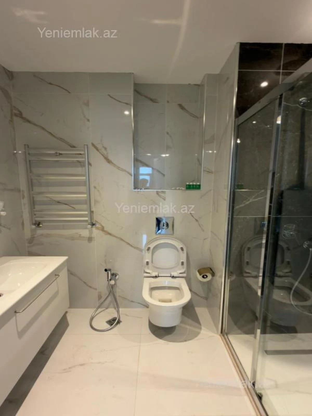 Satılır 3 otaqlı yeni tikili 50 m²