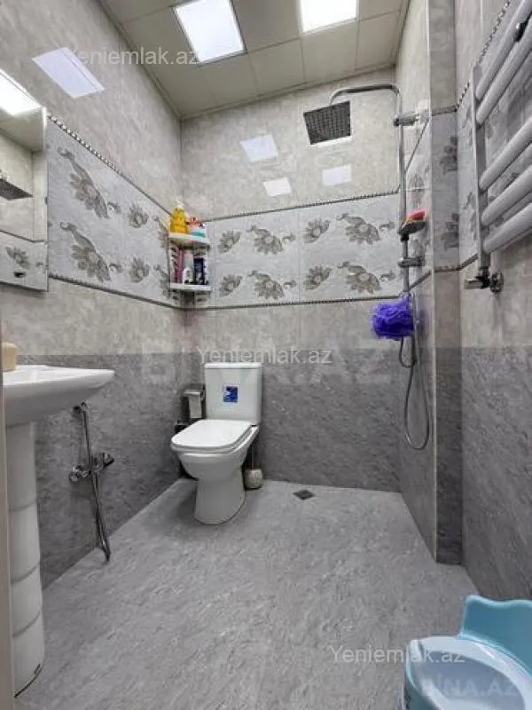 Satılır 4 otaqlı yeni tikili 123 m²