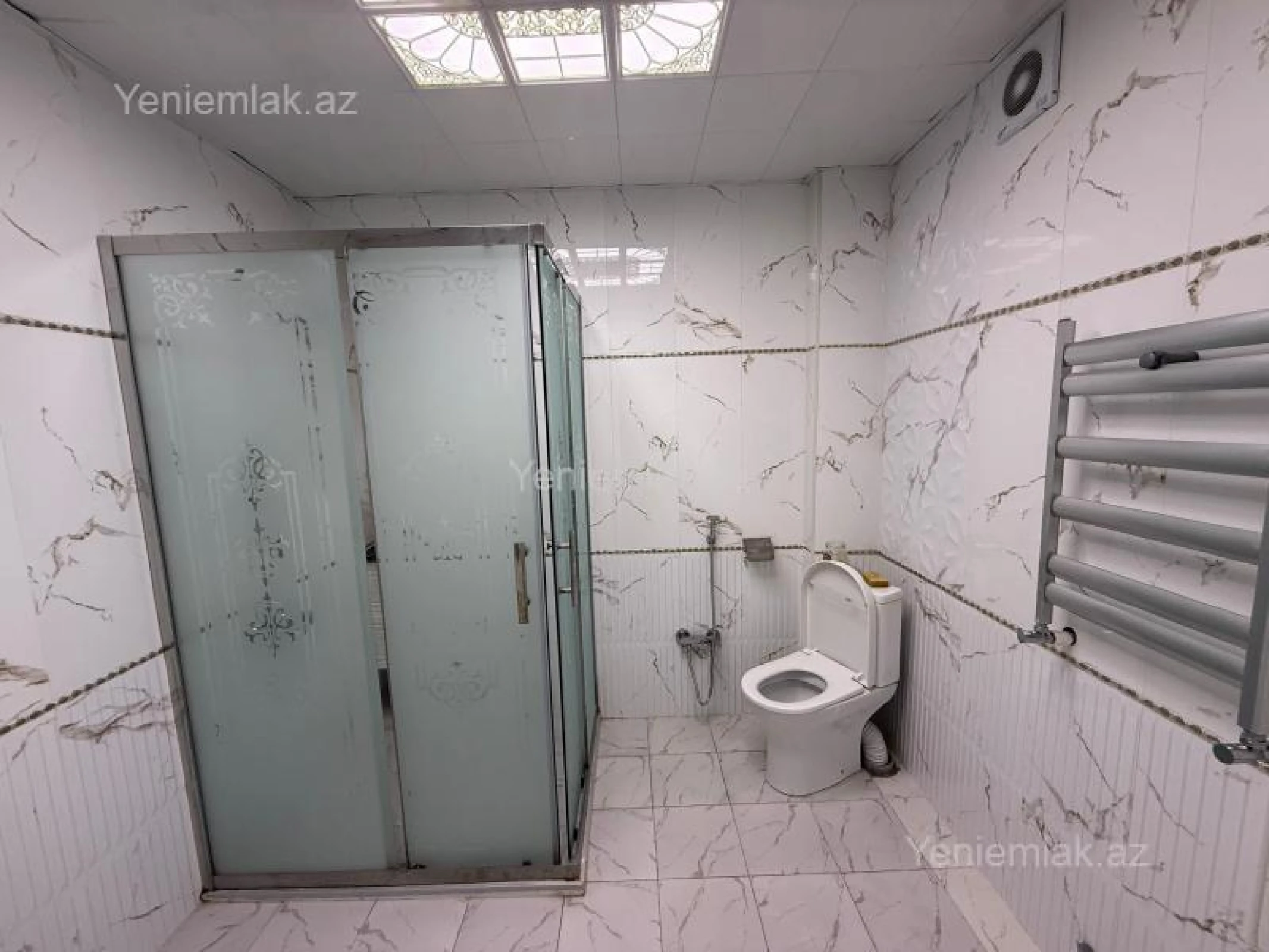 Satılır 2 otaqlı yeni tikili 63 m²