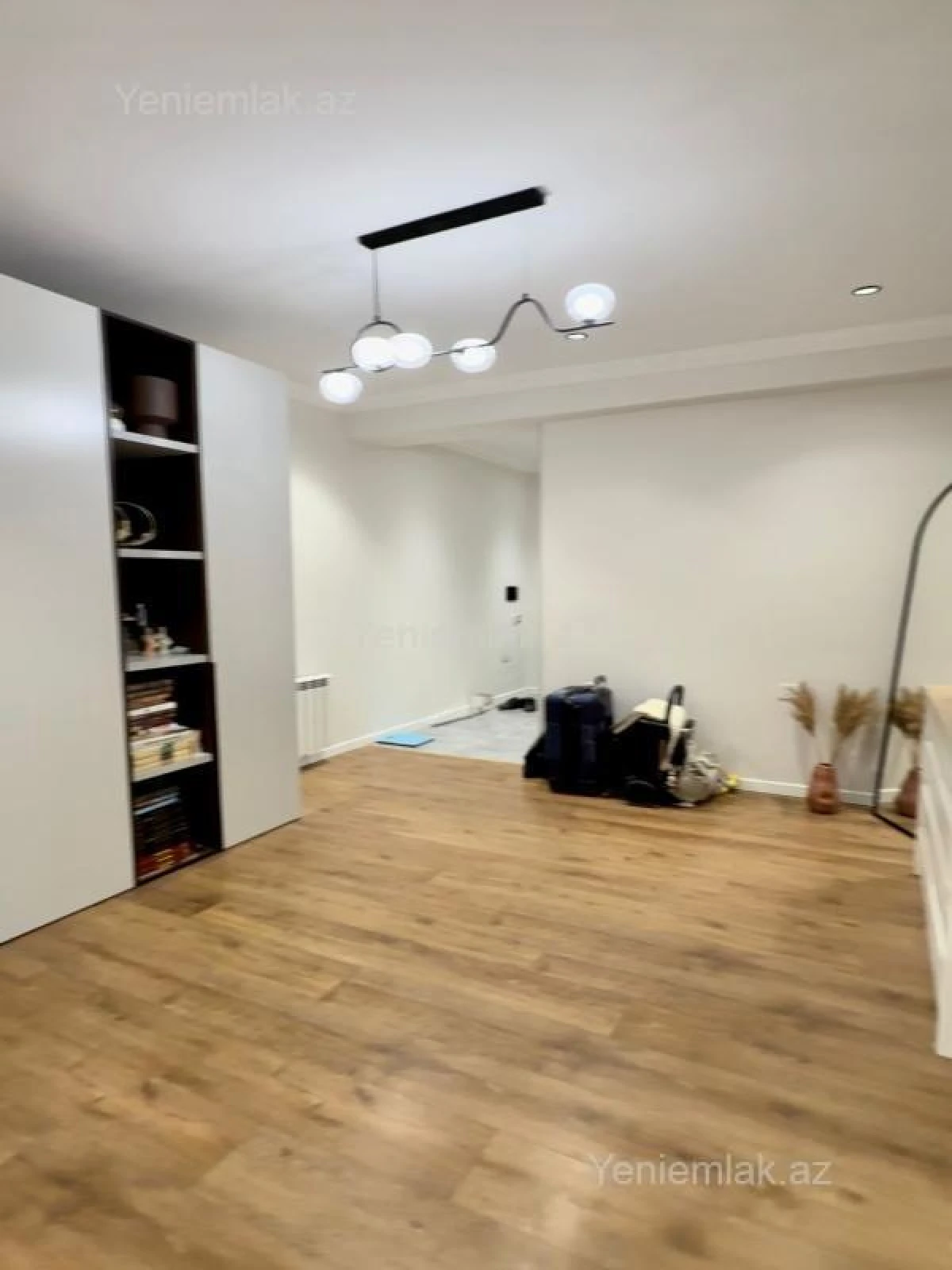 Satılır 2 otaqlı yeni tikili 74.35 m²