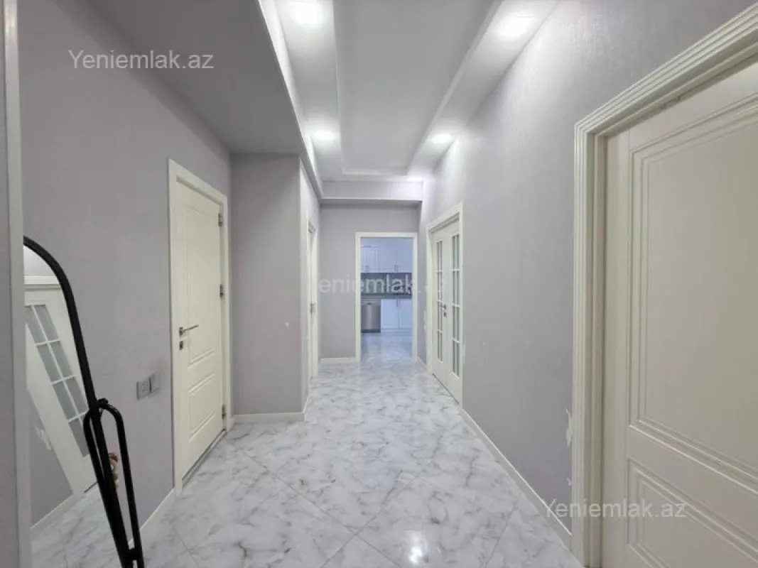 Satılır 3 otaqlı yeni tikili 90 m²