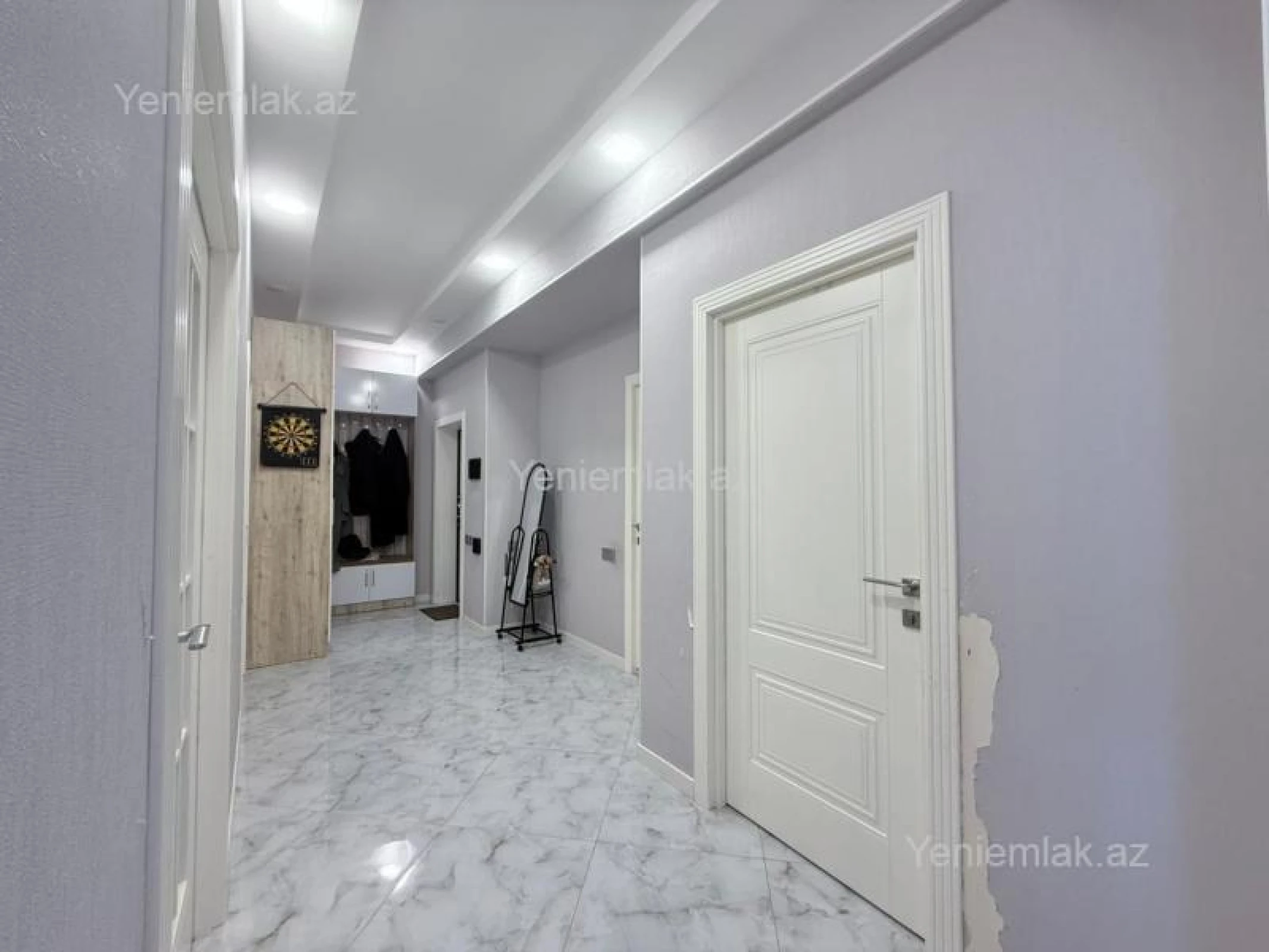 Satılır 3 otaqlı yeni tikili 90 m²