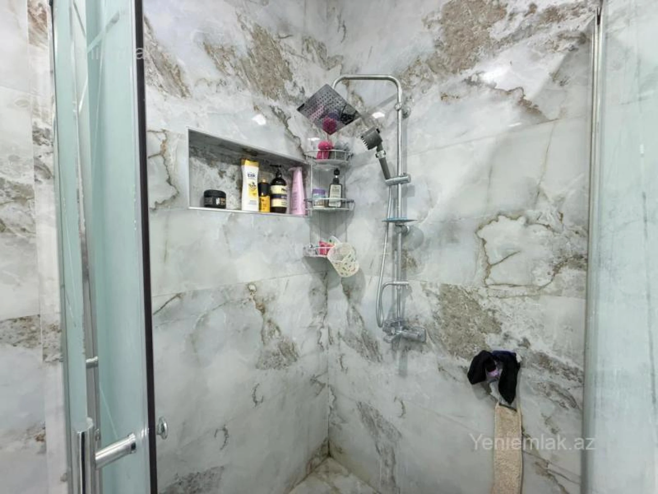 Satılır 3 otaqlı yeni tikili 90 m²